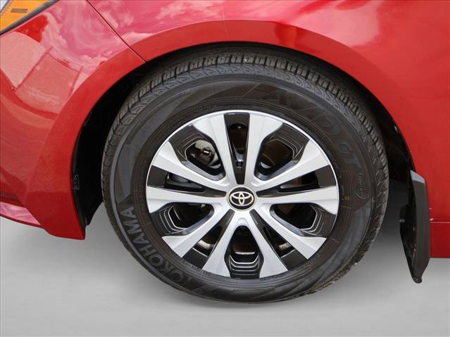 Used 2022 Toyota Corolla LE w/ Premium Interior Package FWD image 28