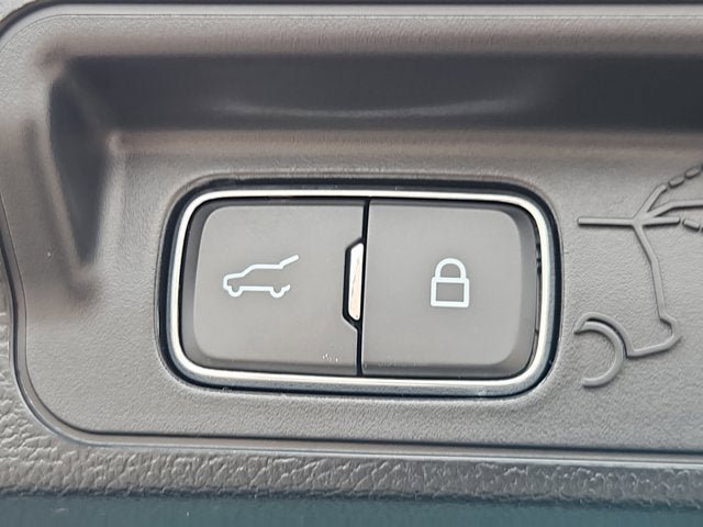 Used 2024 Ford Explorer ST w/ Equipment Group 401A image 18