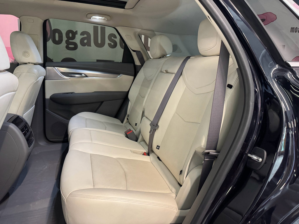 Used 2021 Cadillac XT5 Premium Luxury FWD image 17