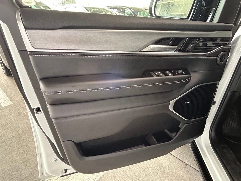 New 2026 Jeep Grand Wagoneer L Limited image 44