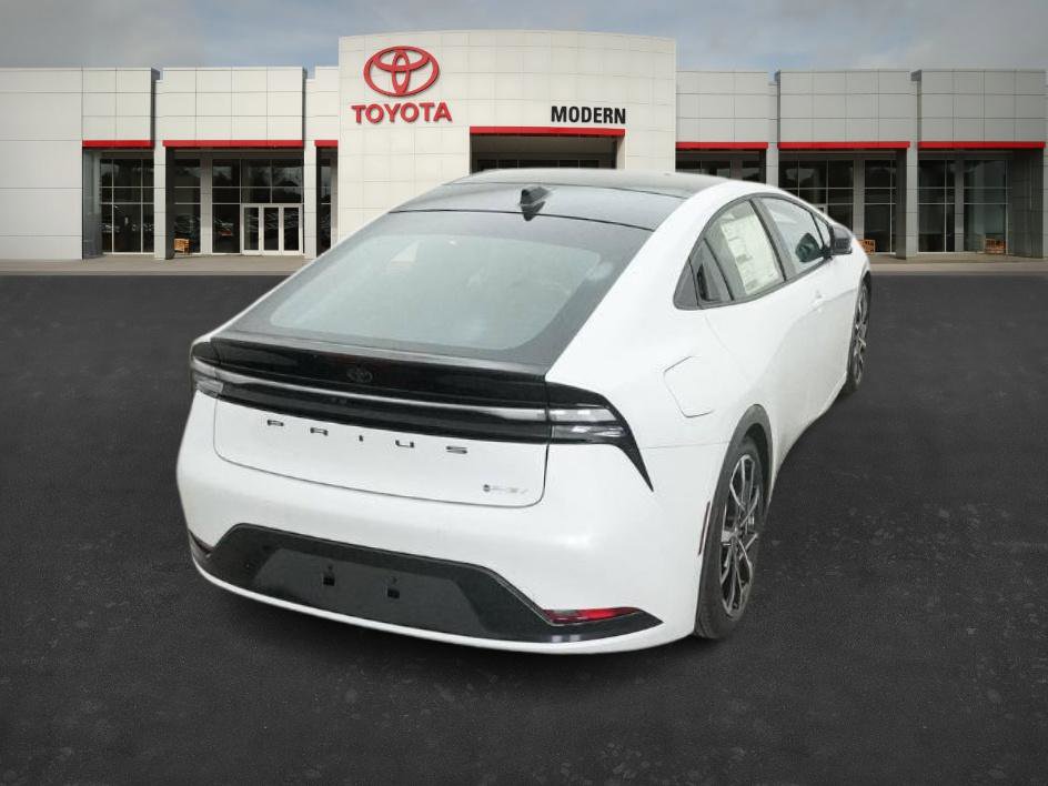 New 2026 Toyota Prius Plug-In Hybrid FWD image 19