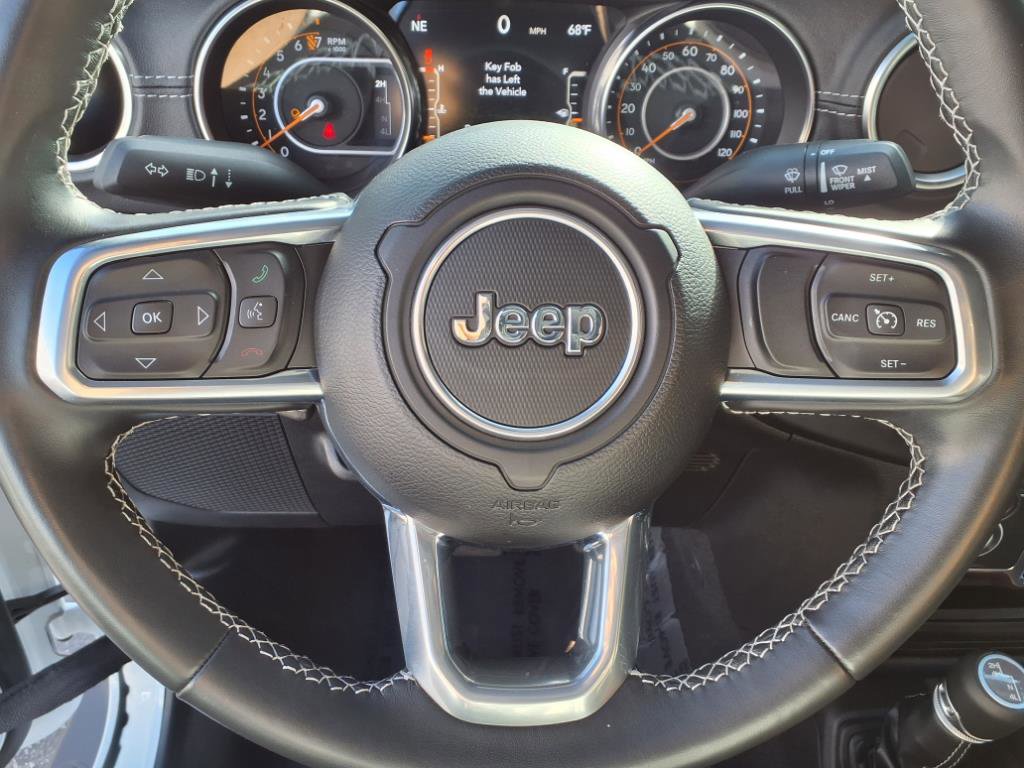 Used 2022 Jeep Gladiator Overland image 10