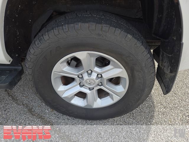 Used 2019 Toyota 4Runner SR5 Premium AWD/4WD image 28