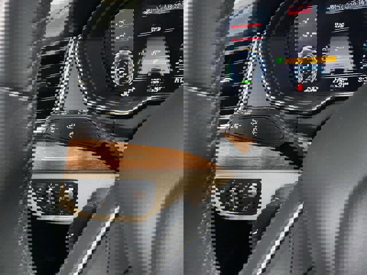 Used 2022 Audi Q5 e Prestige image 24