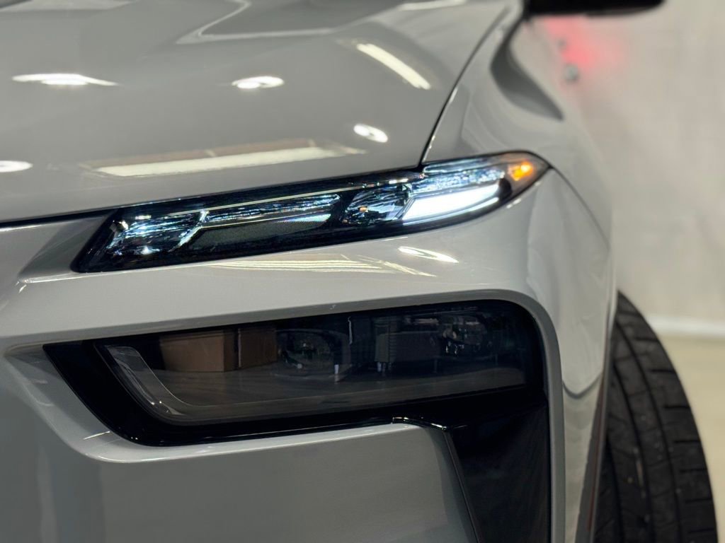 New 2026 BMW ALPINA XB7 image 8