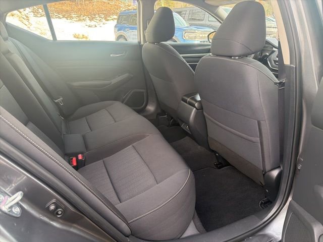 Used 2022 Nissan Altima 2.5 SV image 14