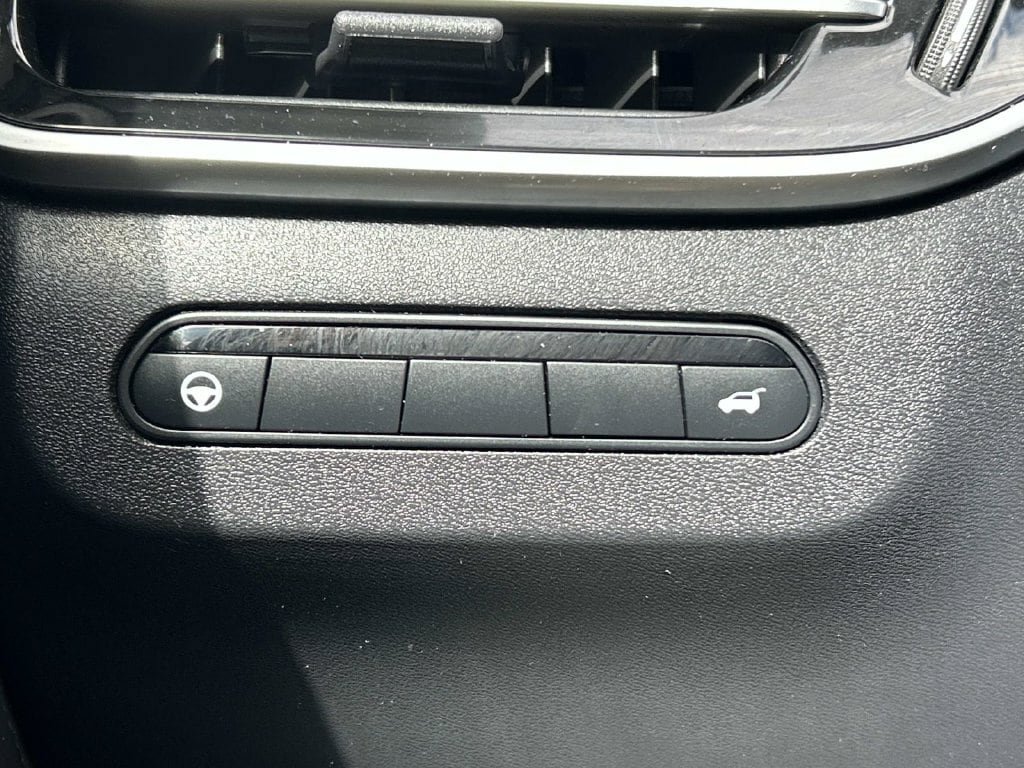Used 2023 INFINITI QX60 Luxe AWD/4WD image 22