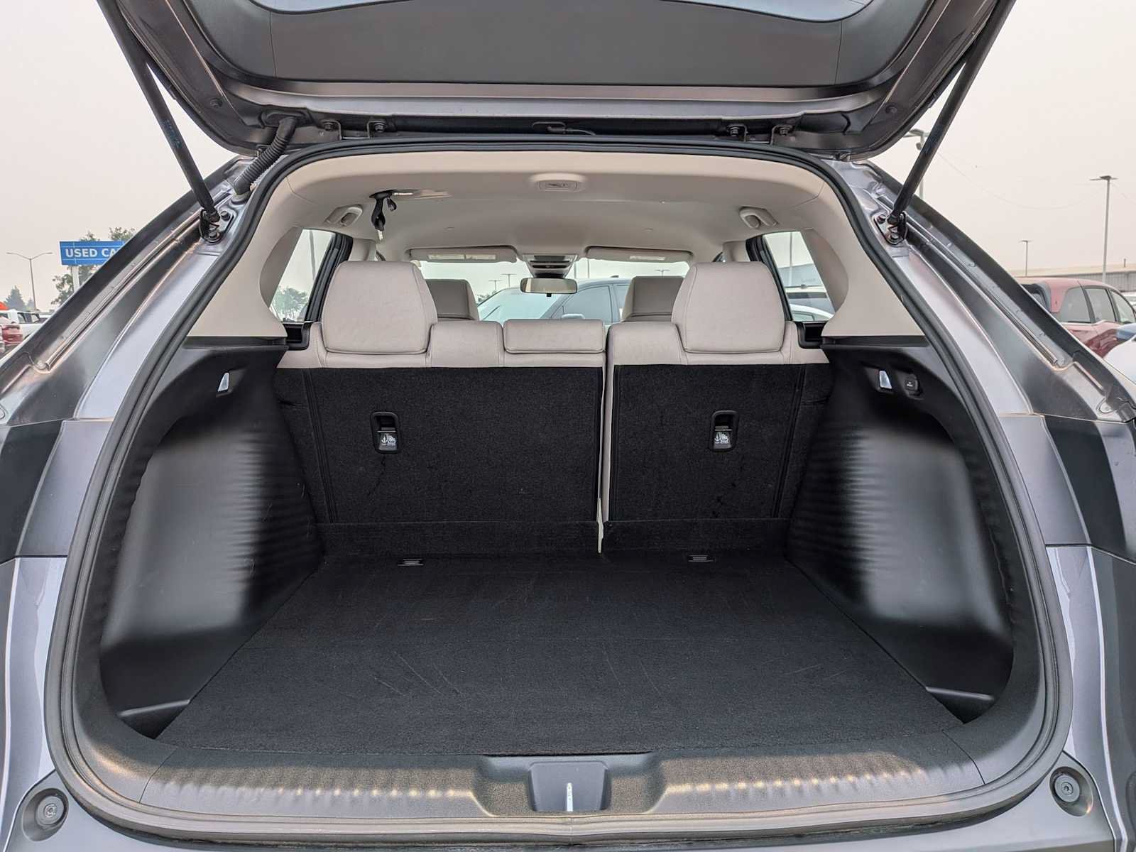 Used 2024 Honda HR-V LX image 31