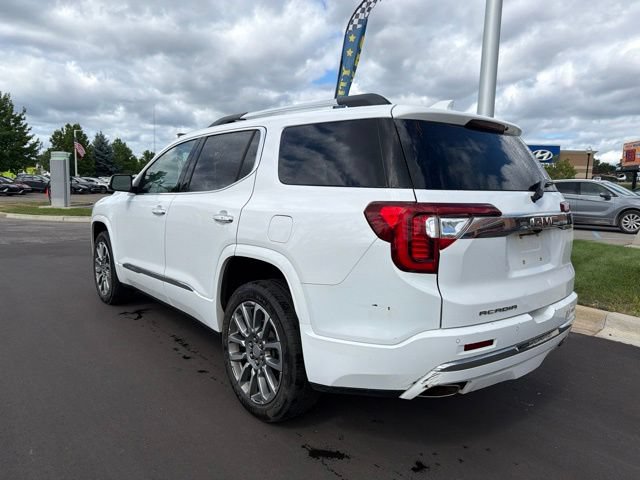 Used 2023 GMC Acadia Denali FWD image 2