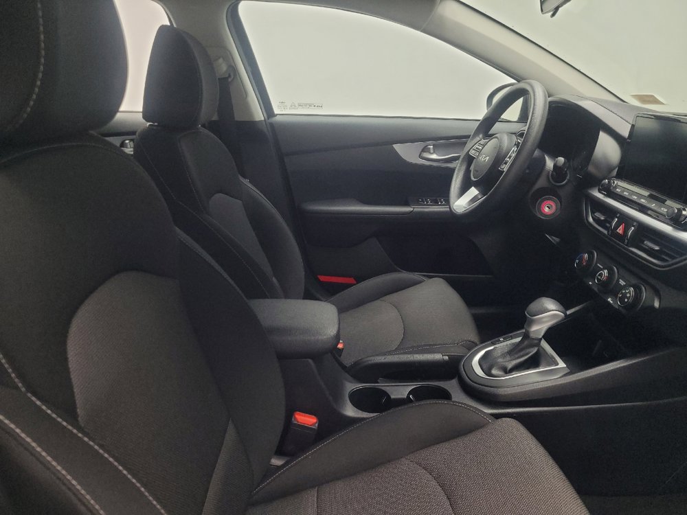 Used 2023 Kia Forte LXS image 21