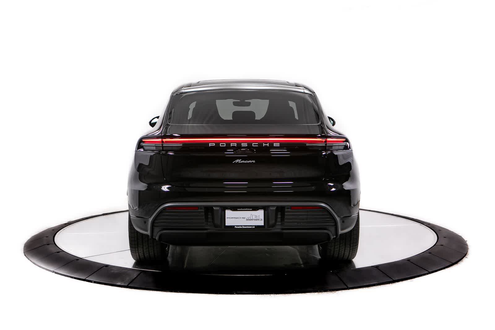 New 2026 Porsche Macan Electric RWD image 6