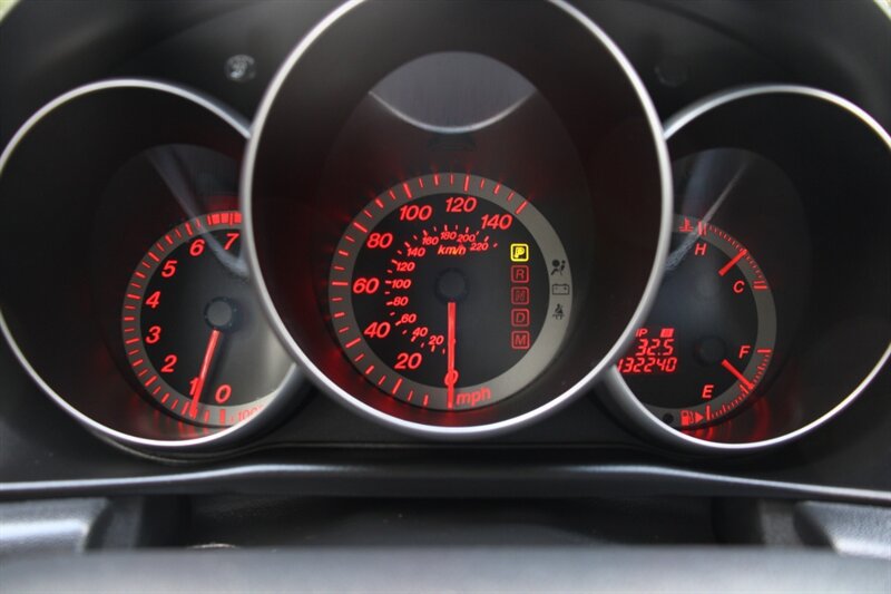 Used 2004 MAZDA MAZDA3 s FWD image 7