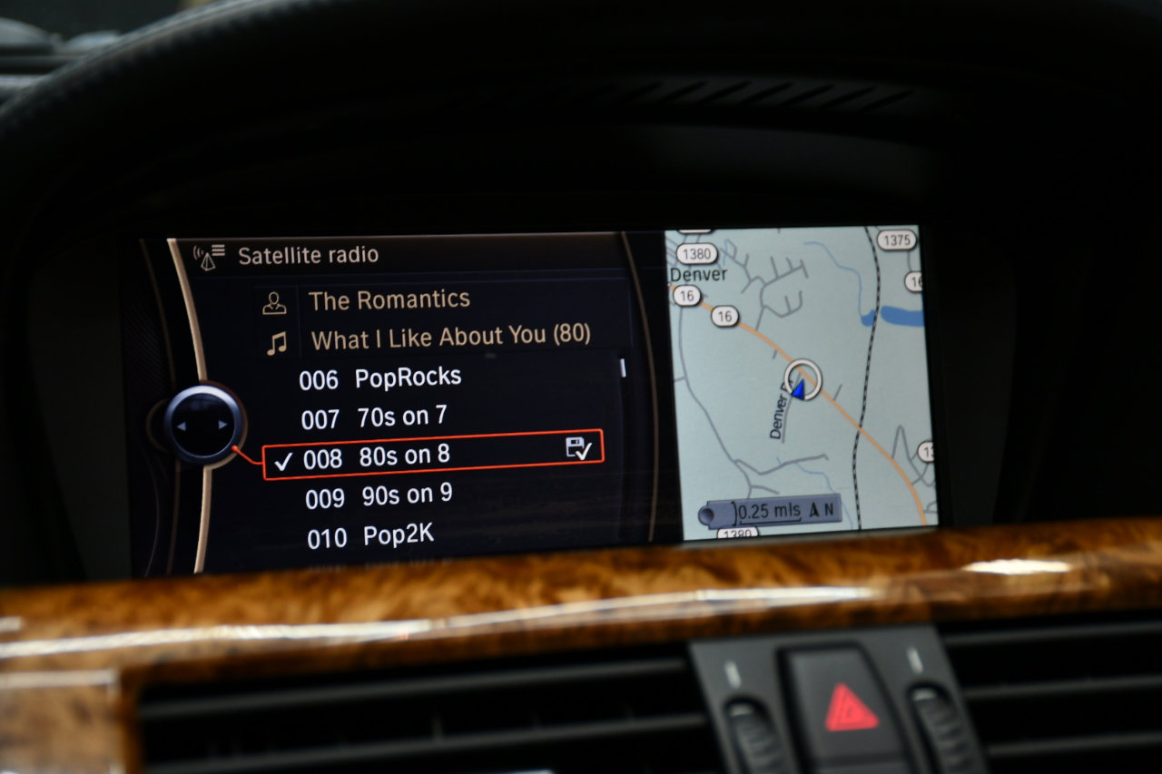 Used 2010 BMW 650i Convertible image 33