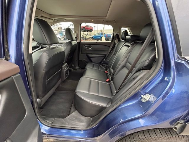 Used 2021 Nissan Rogue SV w/ Premium Package image 22