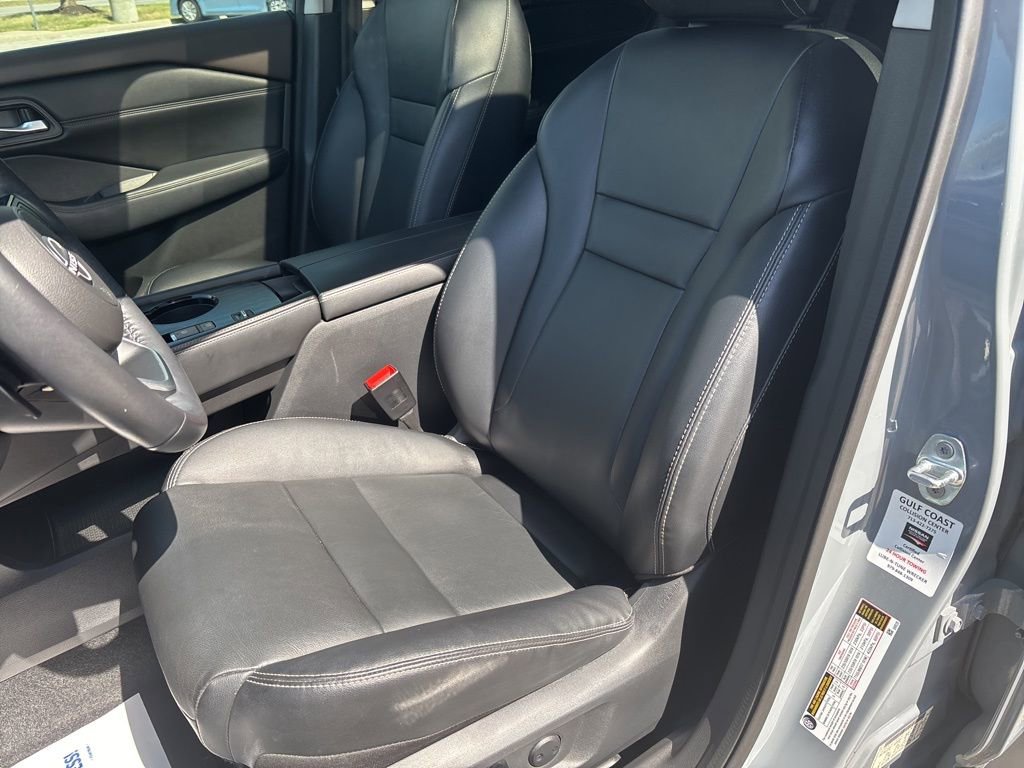 Used 2022 Nissan Rogue SL w/ SL Premium Package image 60