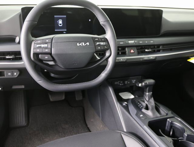New 2026 Kia K4 EX image 9