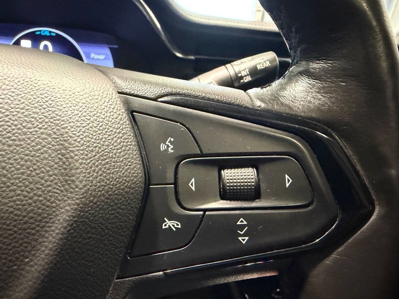 Used 2022 Chevrolet Bolt EUV Premier w/ Launch Edition image 21