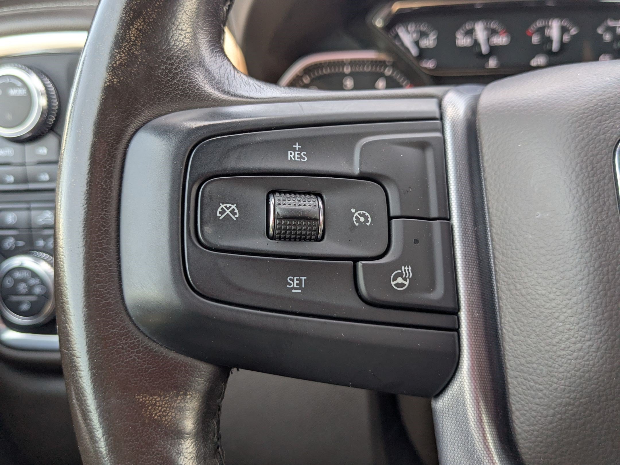 Used 2022 GMC Sierra 3500 SLE w/ SLE Convenience Package AWD/4WD image 18