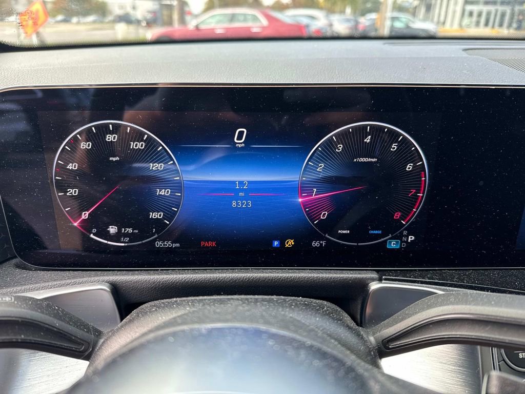 Used 2024 Mercedes-Benz GLB 250 image 27