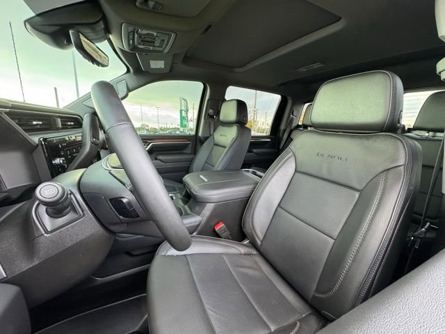 Used 2025 GMC Sierra 3500 Denali w/ Denali Reserve Package image 20