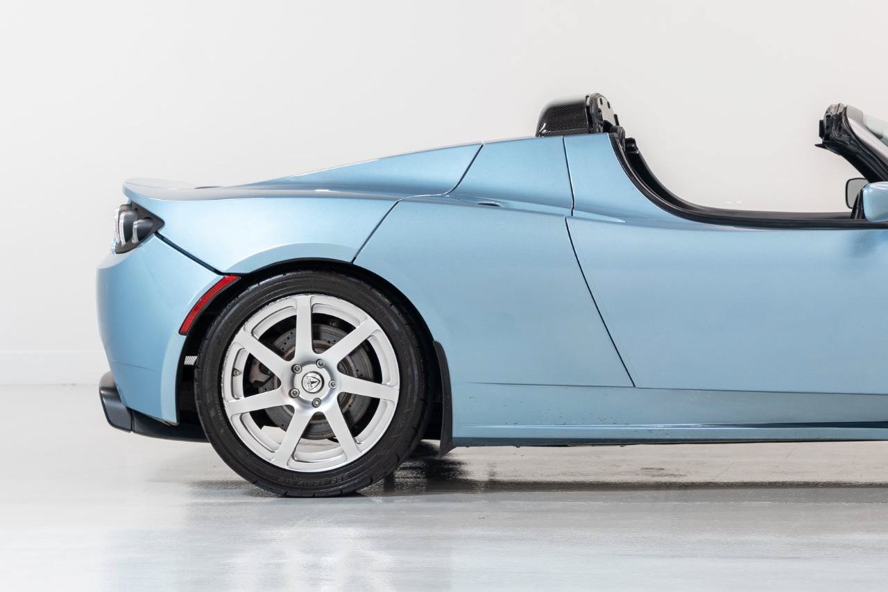 Used 2008 Tesla Roadster RWD image 14