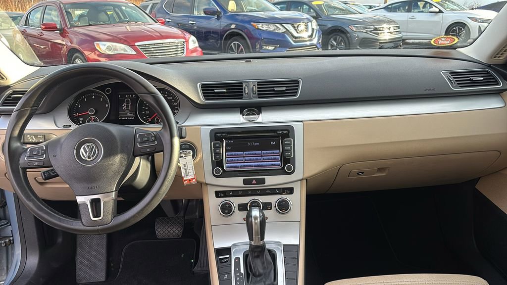Used 2013 Volkswagen CC Sport image 12