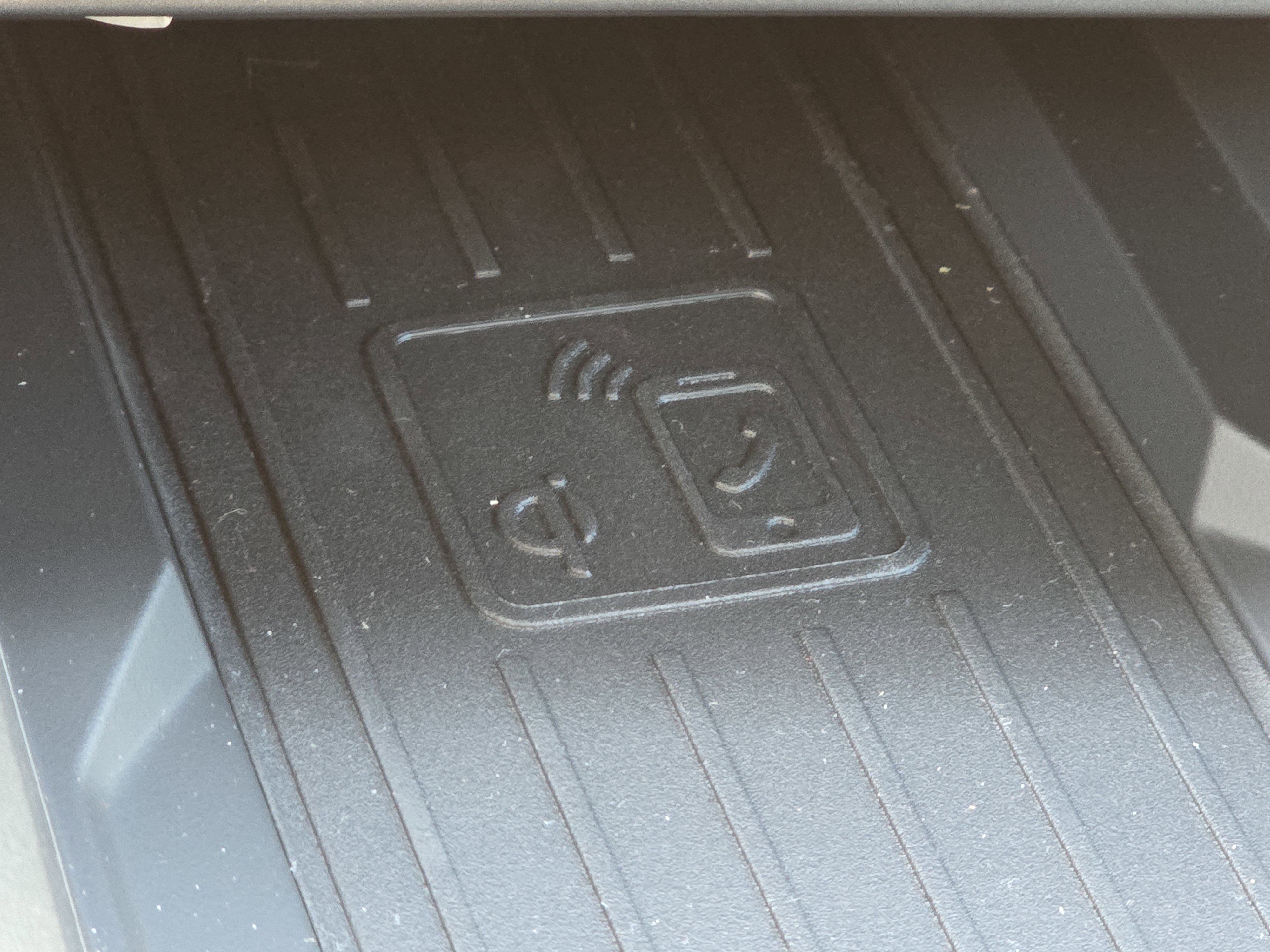 New 2025 Audi Q3 2.0T Premium image 8