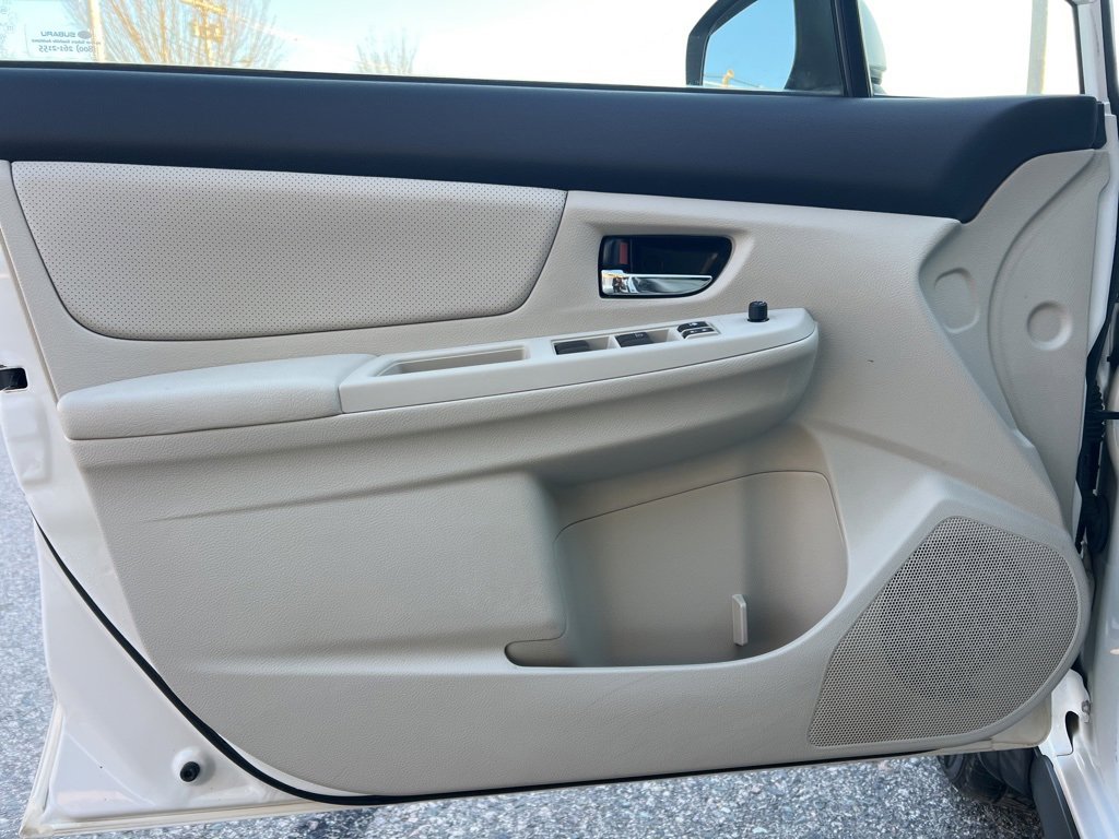 Used 2014 Subaru Crosstrek 2.0i Limited w/ Popular Package #2 image 11