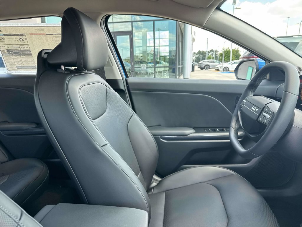 New 2026 Kia K4 EX FWD image 12
