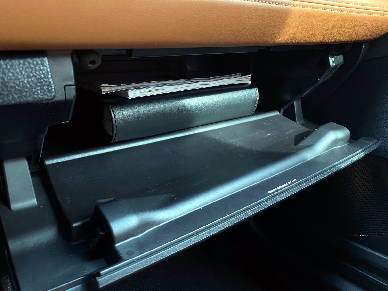 Used 2019 Toyota Avalon Limited image 18