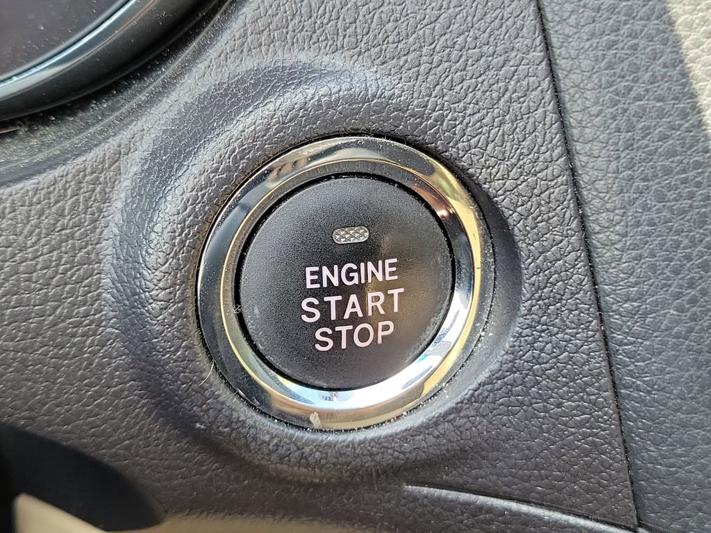 Used 2017 Subaru Outback 2.5i Limited image 26