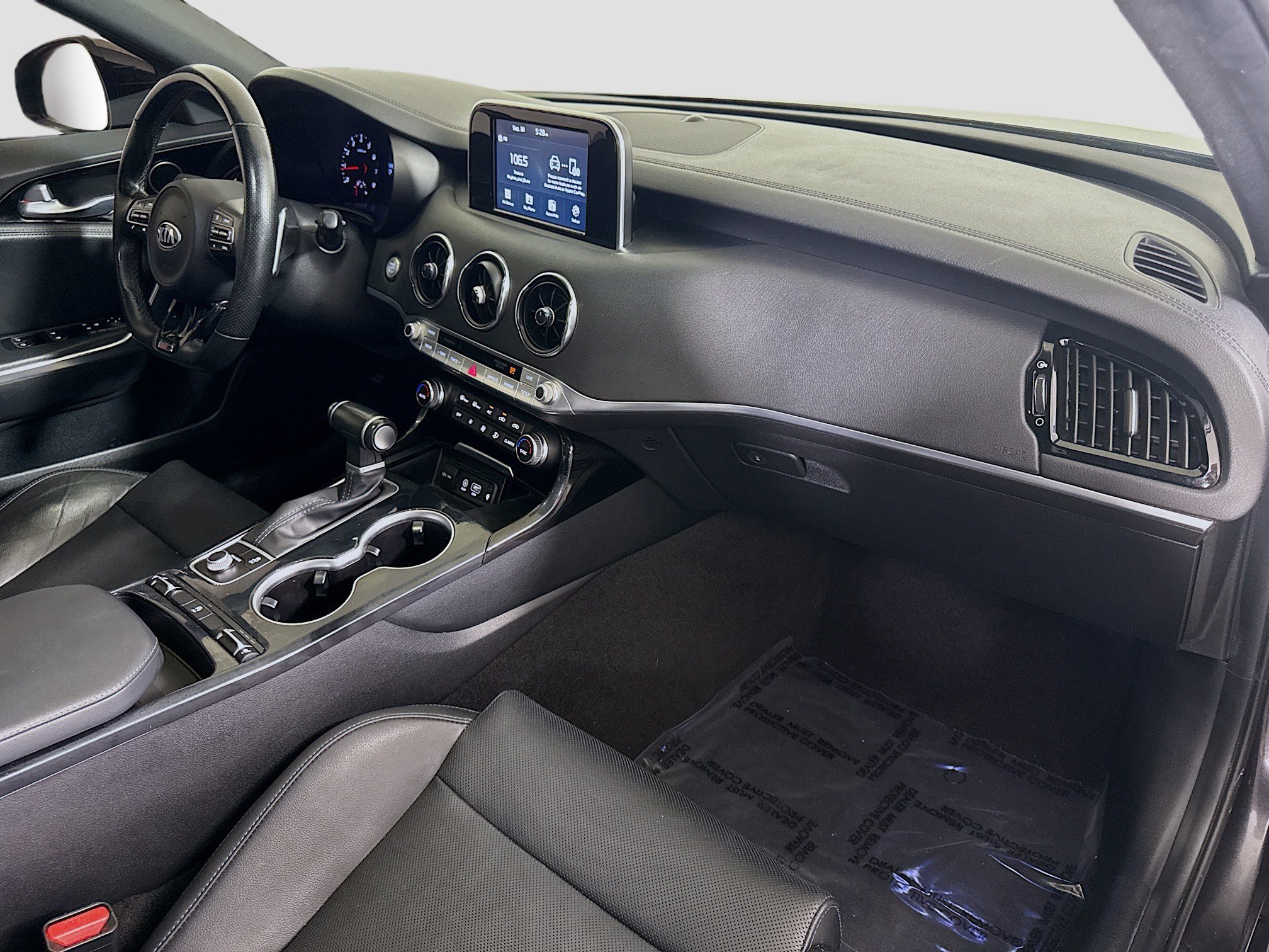 Used 2020 Kia Stinger GT-Line image 30