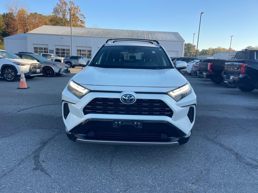 Used 2023 Toyota RAV4 SE w/ Convenience Package AWD/4WD image 8