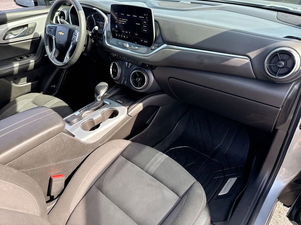 Used 2024 Chevrolet Blazer LT w/ Convenience Package image 29