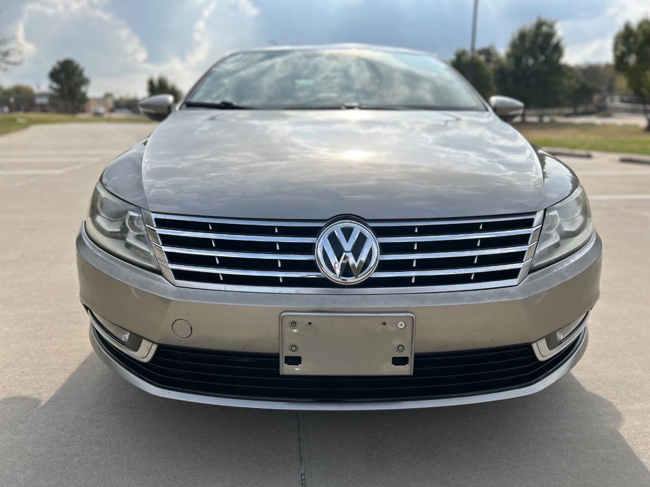 Used 2013 Volkswagen CC Lux image 3