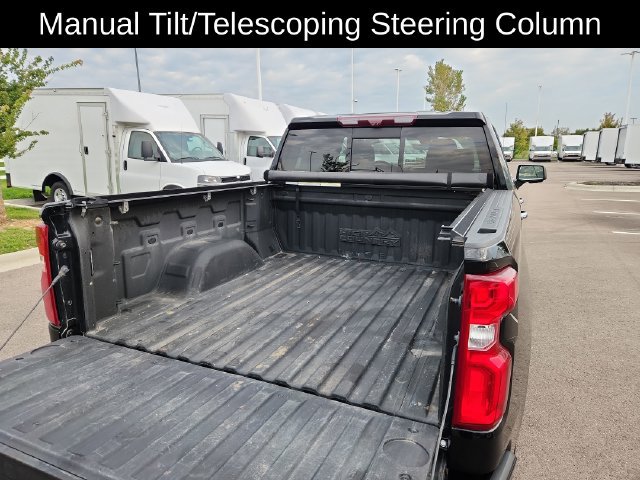 Used 2020 Chevrolet Silverado 1500 High Country w/ Technology Package AWD/4WD image 34