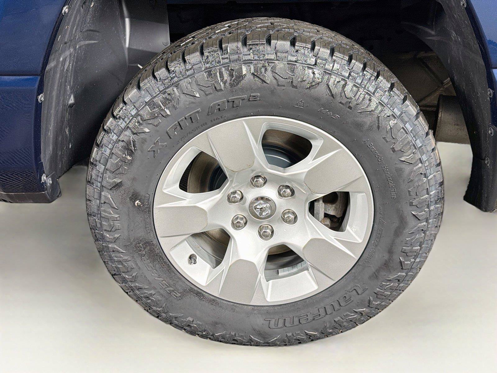 Used 2023 RAM 1500 Big Horn AWD/4WD image 35