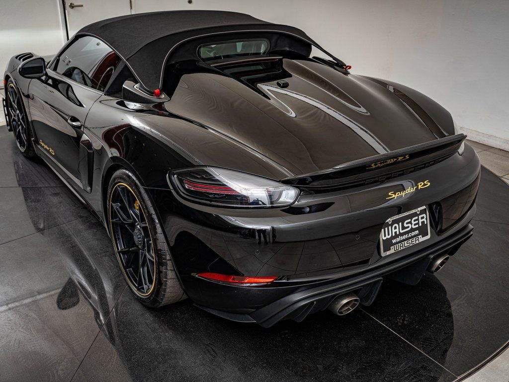 Certified 2025 Porsche 718 Boxster Spyder RS RWD image 32