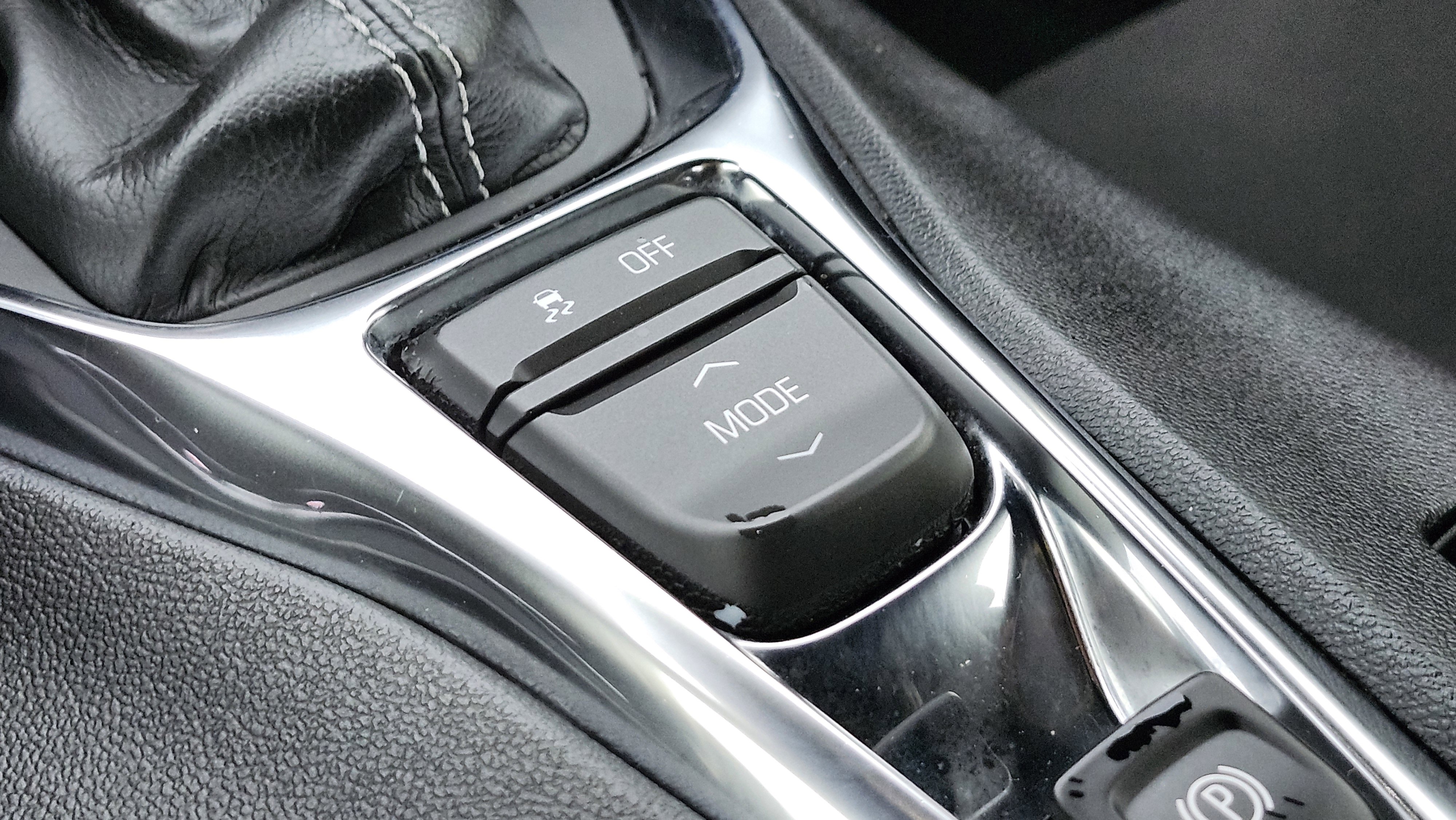 Used 2022 Chevrolet Camaro LT image 27