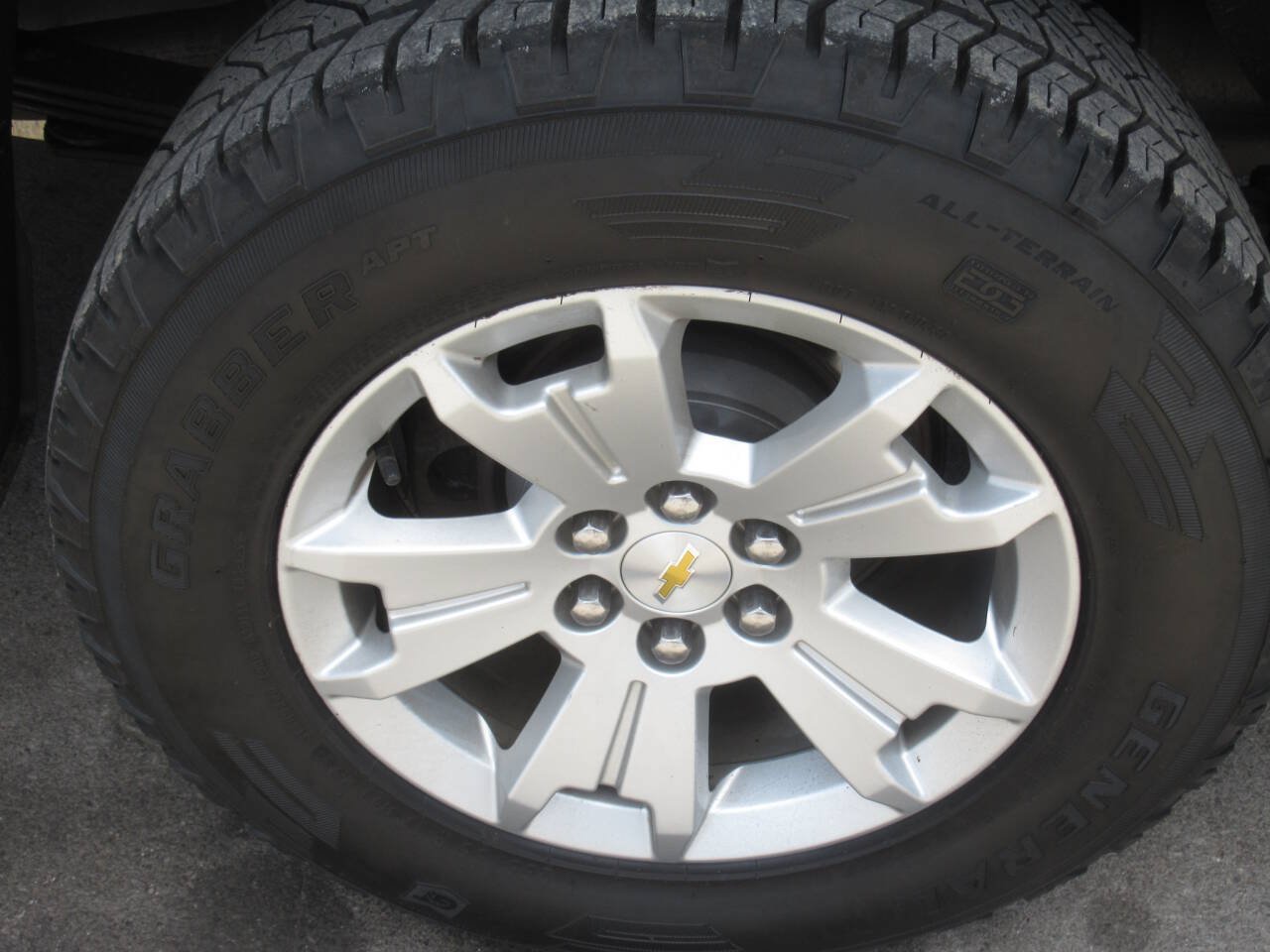 Used 2018 Chevrolet Colorado LT w/ LT Convenience Package AWD/4WD image 6