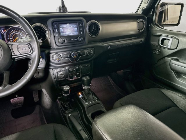 Used 2018 Jeep Wrangler Unlimited Sport AWD/4WD image 23