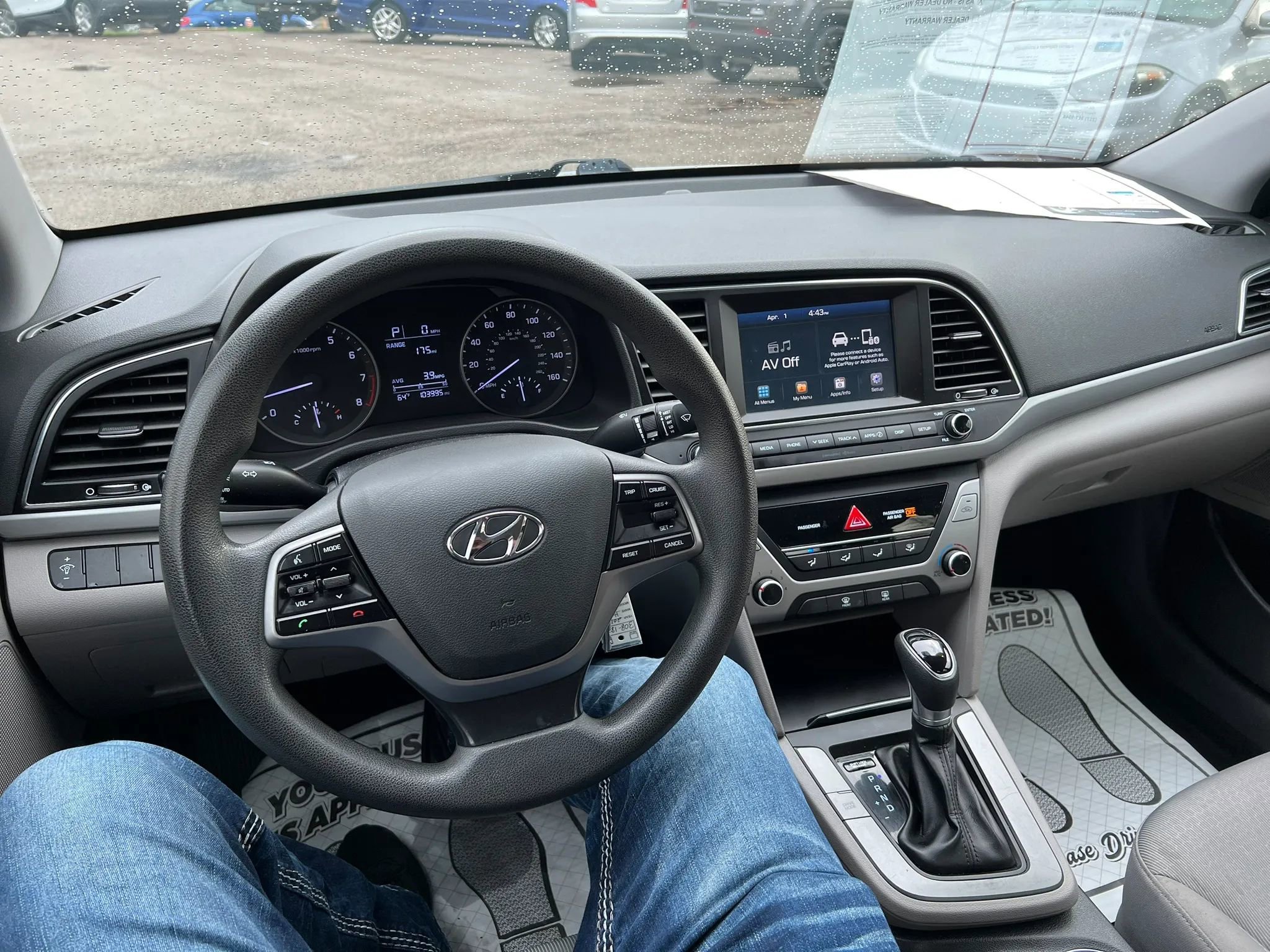 Used 2017 Hyundai Elantra SE image 22