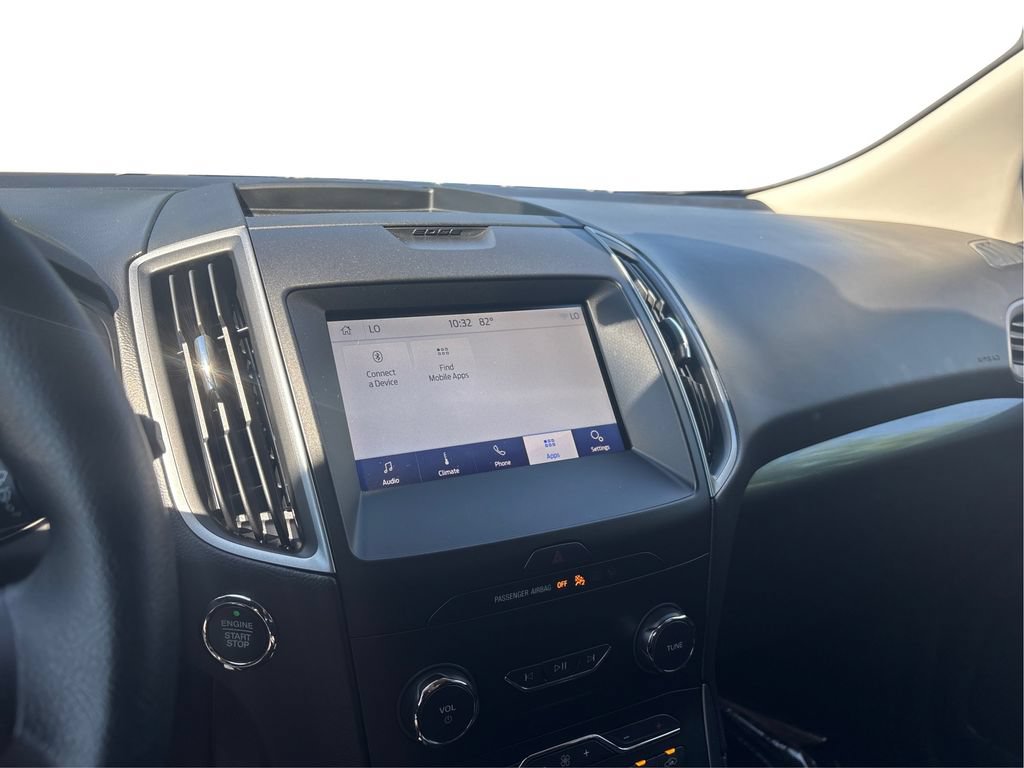 Used 2020 Ford Edge SE FWD image 15