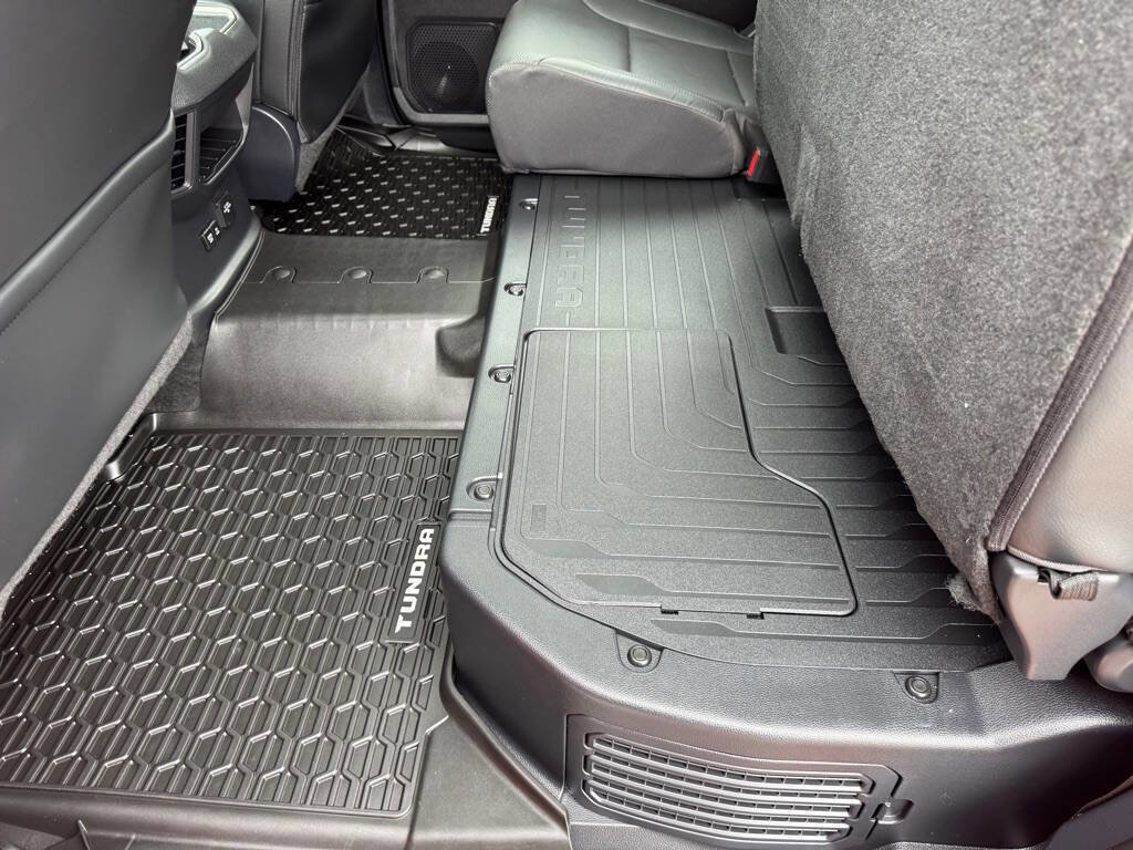 Used 2024 Toyota Tundra Limited image 44