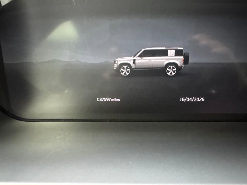 Used 2023 Land Rover Defender 110 SE AWD/4WD image 61