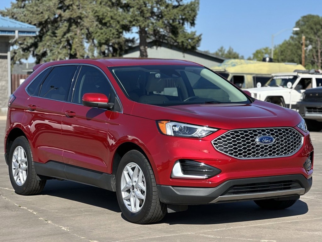 Used 2024 Ford Edge SEL