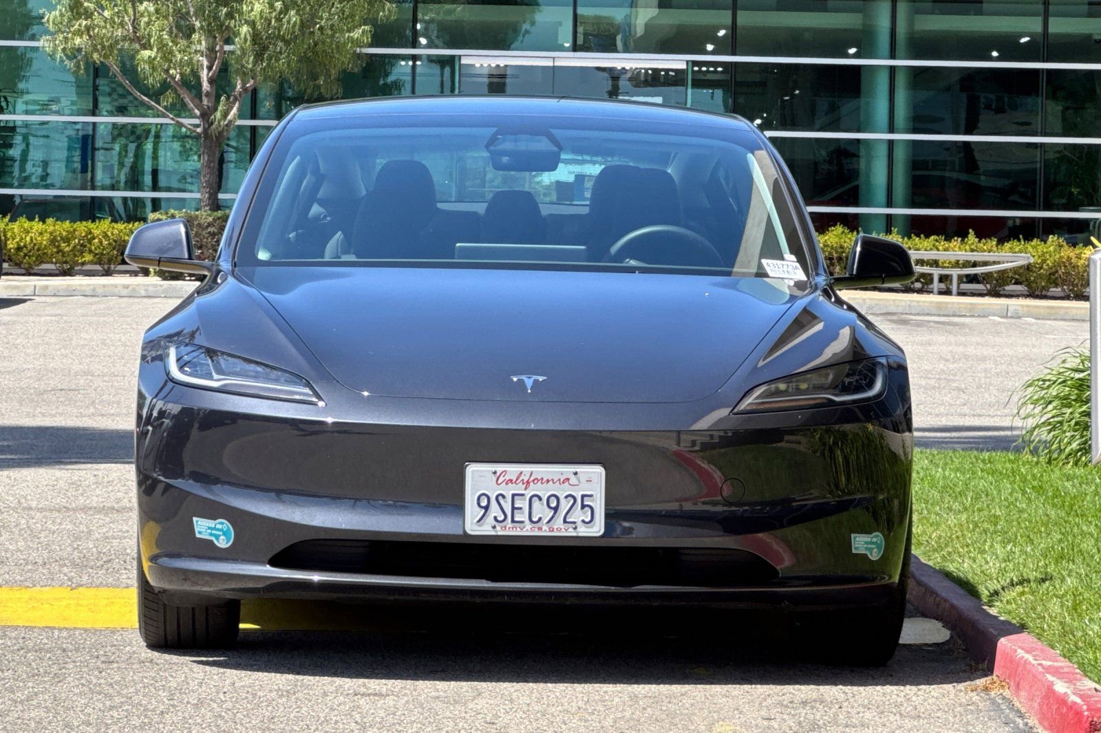 Used 2025 Tesla Model 3 Long Range RWD image 9