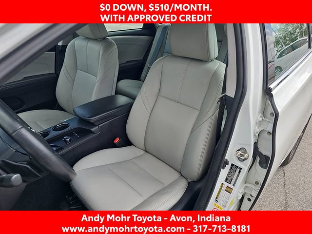 Used 2018 Toyota Avalon XLE Premium w/ All Weather Liner Package FWD image 10