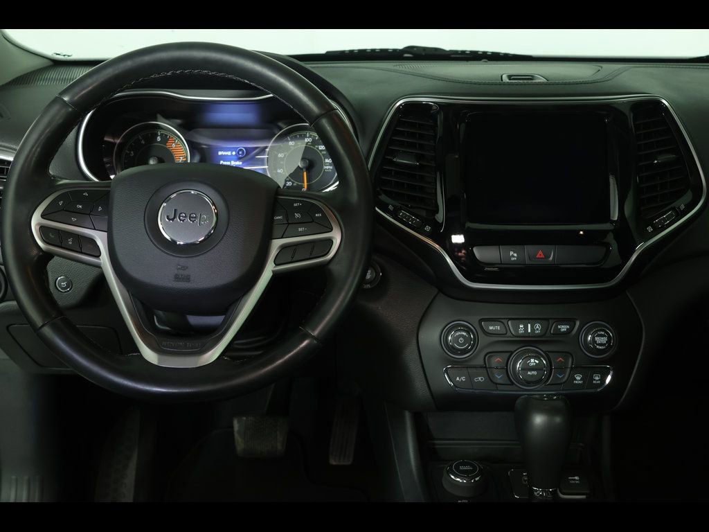 Used 2019 Jeep Cherokee Limited AWD/4WD image 10
