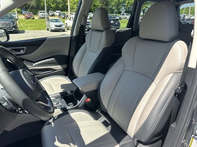 Used 2022 Subaru Forester Limited AWD/4WD image 15